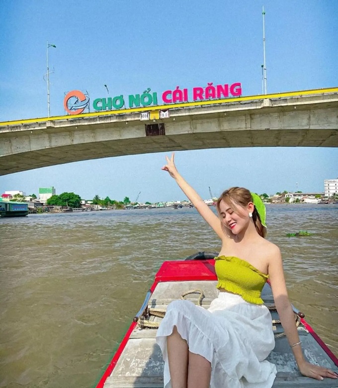 Giá thuyền đi chợ nổi Cái Răng